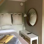 Reethuus With Fireplace And Sauna Дом отдыха