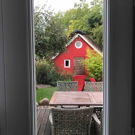 Nyaraló Reethuus With Fireplace And Sauna Fehmarn